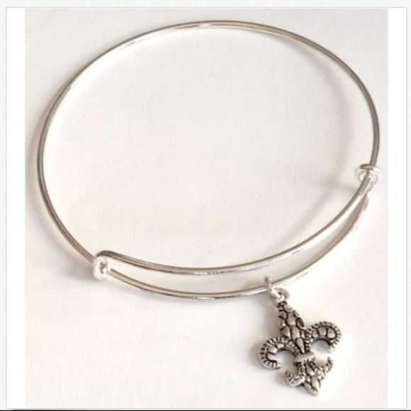 Fleur de Lis Charm Bracelet Mardi Gras Nola Saints Vintage Style Silver Plated - Picture 3 of 9